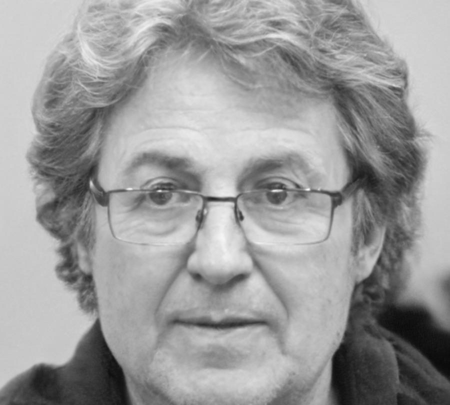 Retrato profesional de Casimiro Ferrández